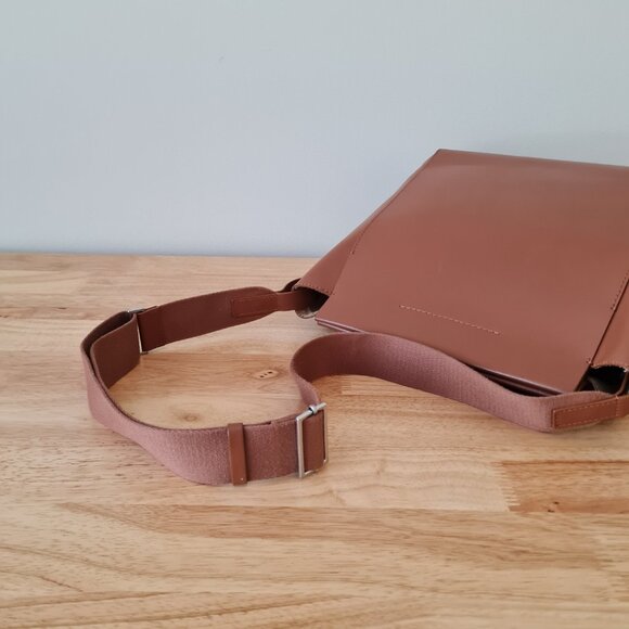 Everlane The Form Bag Cognac Brown Leather Shoulder Handbag Tote Structured - Picture 6 of 10